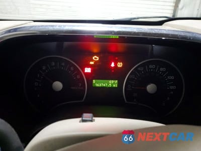 Zdjęcie 9 z 13 samochodu: 2006 FORD EXPLORER XLT VIN:1FMEU73E26ZA22267 - miniatura