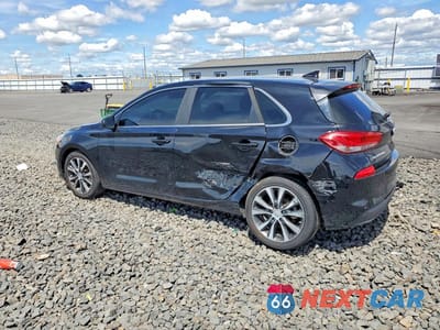 Drugie zdjęcie samochodu z przodu: 2019 HYUNDAI ELANTRA GT BASE VIN:KMHH35LE2KU097773 - miniatura