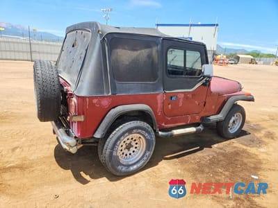 Trzecie zdjęcie samochodu z tyłu: 1994 JEEP WRANGLER / YJ S VIN:1J4FY19P9RP422033 - miniatura