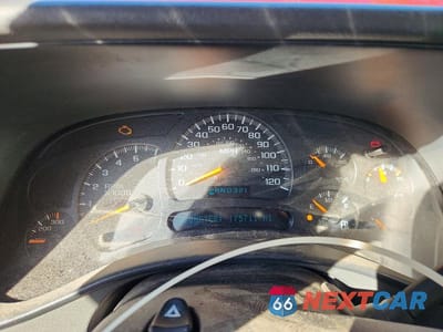 Zdjęcie 9 z 12 samochodu: 2003 CHEVROLET SILVERADO K1500 HEAVY DUTY VIN:1GCGK13U83F232599 - miniatura