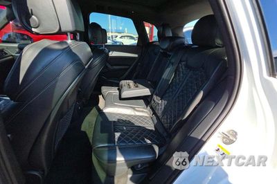 Zdjęcie 6 z 14 samochodu: 2018 AUDI SQ5 PRESTIGE VIN:WA1C4AFY8J2182275 - miniatura