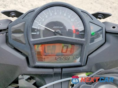 Zdjęcie 7 z 9 samochodu: 2014 KAWASAKI EX650 F VIN:JKAEXEF10EDA16405 - miniatura