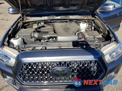 Zdjęcie 11 z 13 samochodu: 2018 TOYOTA TACOMA TRD OFF-ROAD VIN:3TMCZ5AN5JM162814 - miniatura