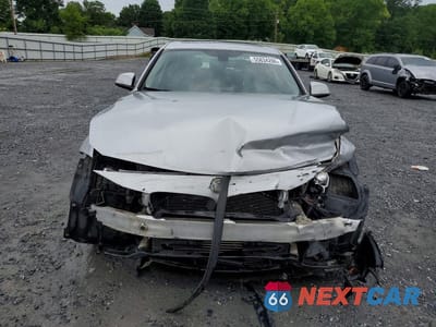 Piąte zdjęcie samochodu w środku: 2013 BMW 328 I VIN:WBA3A5C55DF359617 - miniatura