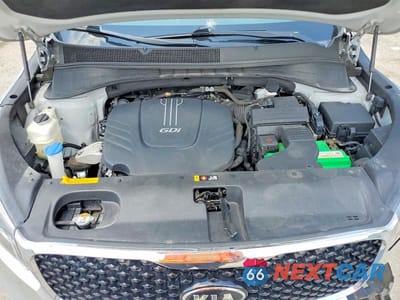 Zdjęcie 12 z 13 samochodu: 2017 KIA SORENTO EX VIN:5XYPHDA56HG302293 - miniatura