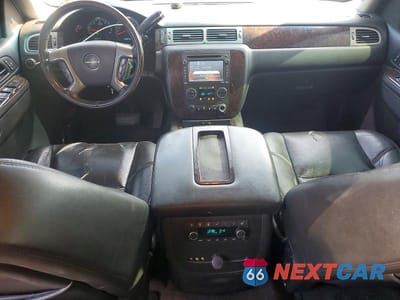 Zdjęcie 8 z 13 samochodu: 2012 GMC YUKON XL DENALI VIN:1GKS2MEF4CR270070 - miniatura