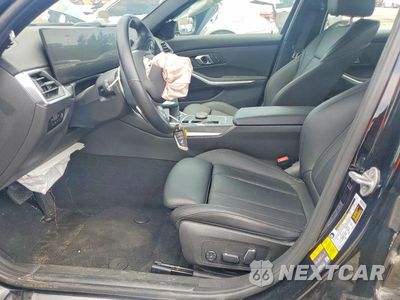 Zdjęcie 7 z 12 samochodu: 2024 BMW 330E VIN:3MW39FF03R8E09509 - miniatura