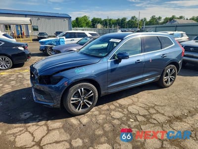 2021 VOLVO XC60 T5 MOMENTUM YV4102RKXM1763645 - główne zdjęcie licytacji z USA - miniatura