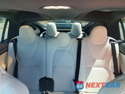 Zdjęcie 10 z 14 samochodu: 2018 TESLA MODEL X VIN:5YJXCAE49JF140980 - miniatura