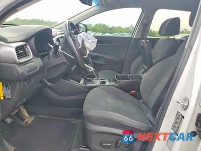 Zdjęcie 7 z 13 samochodu: 2017 KIA SORENTO LX VIN:5XYPGDA39HG206594 - miniatura