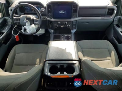 Zdjęcie 8 z 12 samochodu: 2025 FORD F150 XLT VIN:1FTFW3L59SKD73403 - miniatura
