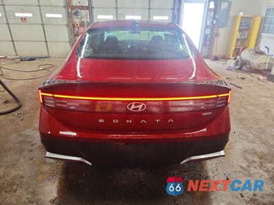 Zdjęcie 6 z 12 samochodu: 2026 HYUNDAI SONATA HYBRID BLUE VIN:KMHL24JJ9TA147207 - miniatura