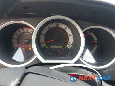 Zdjęcie 9 z 12 samochodu: 2015 TOYOTA TACOMA V6 VIN:5TFLU4EN9FX143283 - miniatura