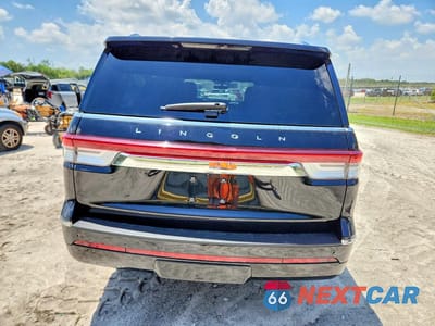 Zdjęcie 6 z 13 samochodu: 2023 LINCOLN NAVIGATOR L RESERVE VIN:5LMJJ3LG9PEL11220 - miniatura