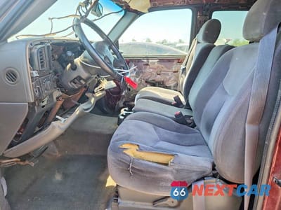 Zdjęcie 7 z 13 samochodu: 2004 GMC NEW SIERRA C1500 VIN:1GTEC19V04Z180955 - miniatura