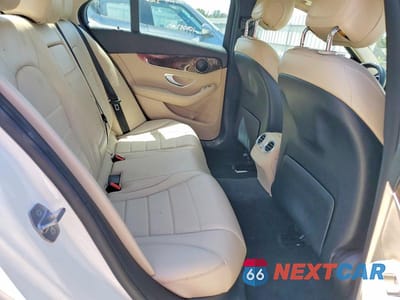 Zdjęcie 10 z 12 samochodu: 2019 MERCEDES-BENZ C 300 VIN:55SWF8DB1KU313810 - miniatura