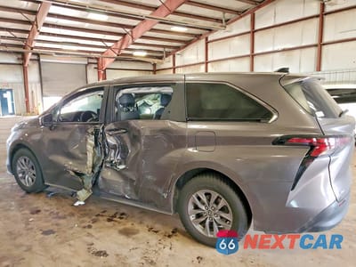 Drugie zdjęcie samochodu z przodu: 2024 TOYOTA SIENNA XLE 7-PASSENGER VIN:5TDYSKFC1RS118806 - miniatura