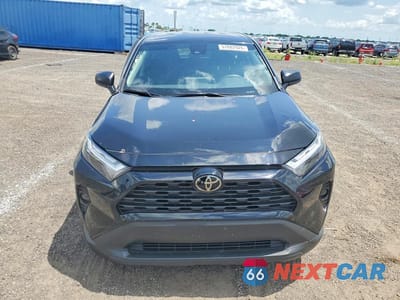 Piąte zdjęcie samochodu w środku: 2025 TOYOTA RAV4 LE VIN:2T3H1RFV9SC334891 - miniatura