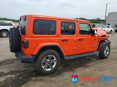 Trzecie zdjęcie samochodu z tyłu: 2019 JEEP WRANGLER UNLIMITED SAHARA VIN:1C4HJXEN3KW677587 - miniatura