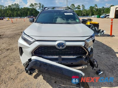Piąte zdjęcie samochodu w środku: 2024 TOYOTA RAV4 PRIME XSE VIN:JTMEB3FV9RD181836 - miniatura