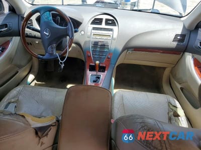 Zdjęcie 8 z 12 samochodu: 2012 LEXUS ES 350 VIN:JTHBK1EGXC2497404 - miniatura