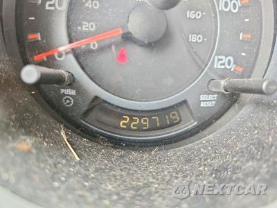 Zdjęcie 9 z 13 samochodu: 2004 HONDA ELEMENT LX VIN:5J6YH27304L019542 - miniatura