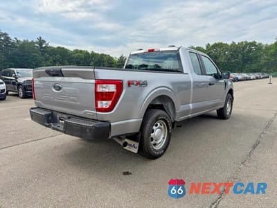 Czwarte zdjęcie samochodu z boku: 2022 FORD F150 SUPER CAB VIN:1FTEX1EPXNFA18152 - miniatura
