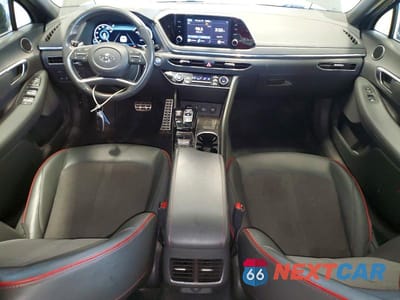 Zdjęcie 8 z 12 samochodu: 2021 HYUNDAI SONATA SEL PLUS VIN:5NPEJ4J21MH062736 - miniatura
