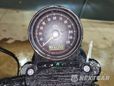 Zdjęcie 7 z 9 samochodu: 2016 HARLEY-DAVIDSON XL883 IRON 883 VIN:1HD4LE217GC441434 - miniatura