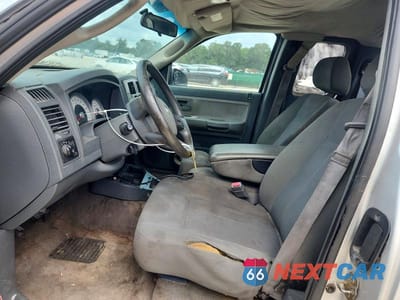 Zdjęcie 7 z 12 samochodu: 2006 DODGE DAKOTA SLT VIN:1D7HE42NX6S640871 - miniatura