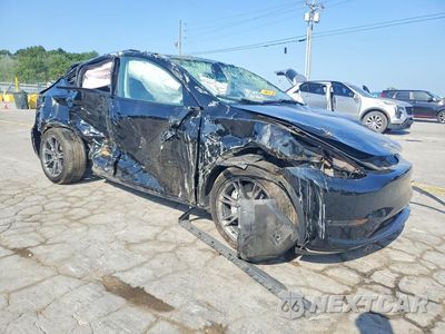 Czwarte zdjęcie samochodu z boku: 2025 TESLA MODEL Y VIN:7SAYGAEE5SF255243 - miniatura