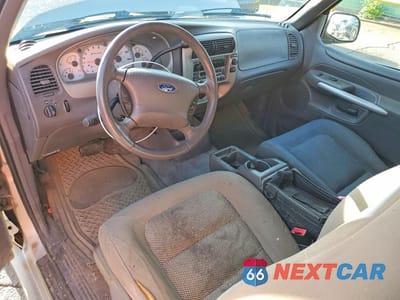 Zdjęcie 8 z 13 samochodu: 2002 FORD EXPLORER SPORT VIN:1FMYU60E72UC50400 - miniatura