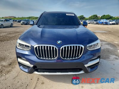 Piąte zdjęcie samochodu w środku: 2019 BMW X3 XDRIVE30I VIN:5UXTR9C53KLE18974 - miniatura
