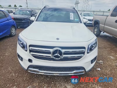 Piąte zdjęcie samochodu w środku: 2021 MERCEDES-BENZ GLB 250 VIN:W1N4M4GBXMW106309 - miniatura
