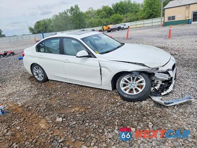 Czwarte zdjęcie samochodu z boku: 2017 BMW 320 XI VIN:WBA8E5G3XHNU43897 - miniatura