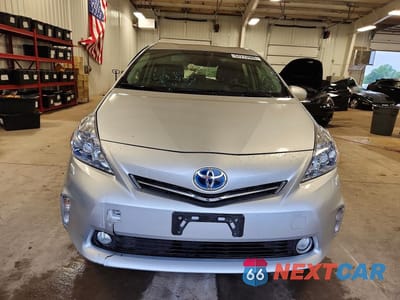 Piąte zdjęcie samochodu w środku: 2012 TOYOTA PRIUS V FIVE VIN:JTDZN3EU7C3176830 - miniatura