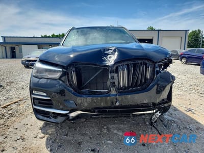 Piąte zdjęcie samochodu w środku: 2021 BMW X5 XDRIVE40I VIN:5UXCR6C08M9E88876 - miniatura