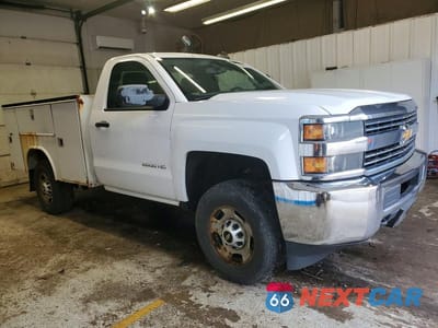 Czwarte zdjęcie samochodu z boku: 2017 CHEVROLET SILVERADO C2500 HEAVY DUTY VIN:1GC0CUEG5HZ397197 - miniatura