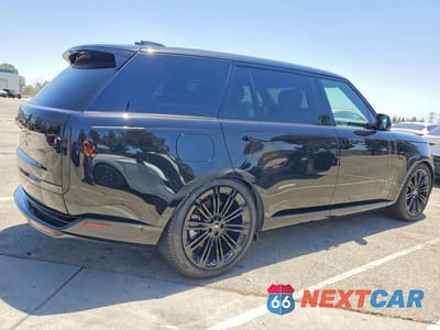 Trzecie zdjęcie samochodu z tyłu: 2025 LAND ROVER RANGE ROVER SE VIN:SALKPBE94SA333847 - miniatura