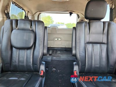 Zdjęcie 10 z 13 samochodu: 2012 CHRYSLER TOWN & COUNTRY TOURING L VIN:2C4RC1CG2CR233692 - miniatura