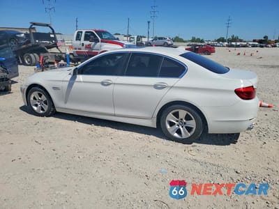 Drugie zdjęcie samochodu z przodu: 2013 BMW 528 XI VIN:WBAXH5C51DD114810 - miniatura