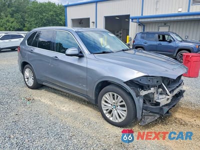 Czwarte zdjęcie samochodu z boku: 2016 BMW X5 XDRIVE35I VIN:5UXKR0C51G0P23452 - miniatura