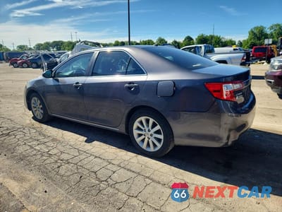 Drugie zdjęcie samochodu z przodu: 2013 TOYOTA CAMRY XLE VIN:4T4BF1FK3DR318202 - miniatura