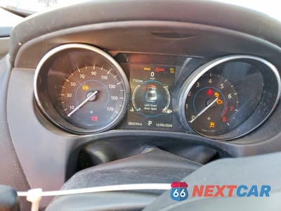 Zdjęcie 9 z 12 samochodu: 2017 JAGUAR XE PRESTIGE VIN:SAJAE4BG0HA961972 - miniatura