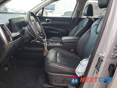 Zdjęcie 7 z 12 samochodu: 2025 KIA SORENTO S VIN:5XYRL4JC0SG378363 - miniatura
