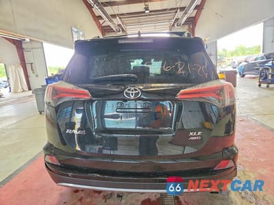 Zdjęcie 6 z 12 samochodu: 2018 TOYOTA RAV4 XLE VIN:2T3RFREV8JW783662 - miniatura