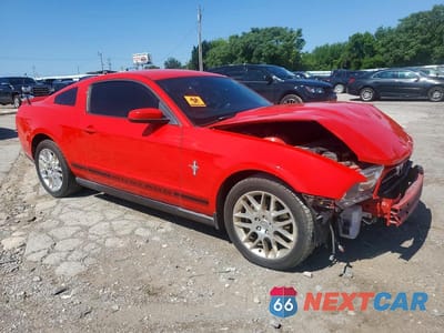 Czwarte zdjęcie samochodu z boku: 2012 FORD MUSTANG VIN:1ZVBP8AM9C5221606 - miniatura