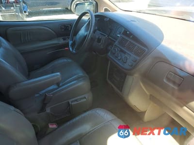 Zdjęcie 8 z 13 samochodu: 1998 TOYOTA SIENNA LE VIN:4T3ZF13C1WU056020 - miniatura