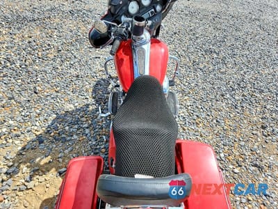 Zdjęcie 6 z 9 samochodu: 2010 HARLEY-DAVIDSON FLHX VIN:1HD1KB419AB640287 - miniatura