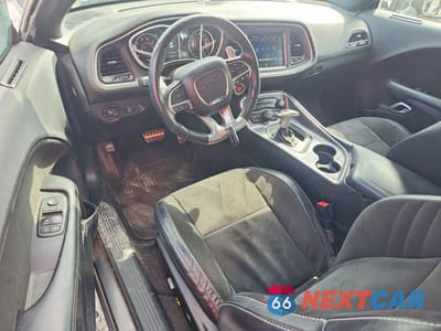 Zdjęcie 8 z 12 samochodu: 2015 DODGE CHALLENGER SRT 392 VIN:2C3CDZDJ1FH910483 - miniatura